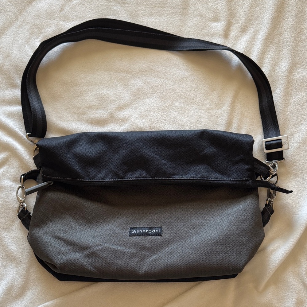 Sherpani Black and Gray Reversible Crossbody bag